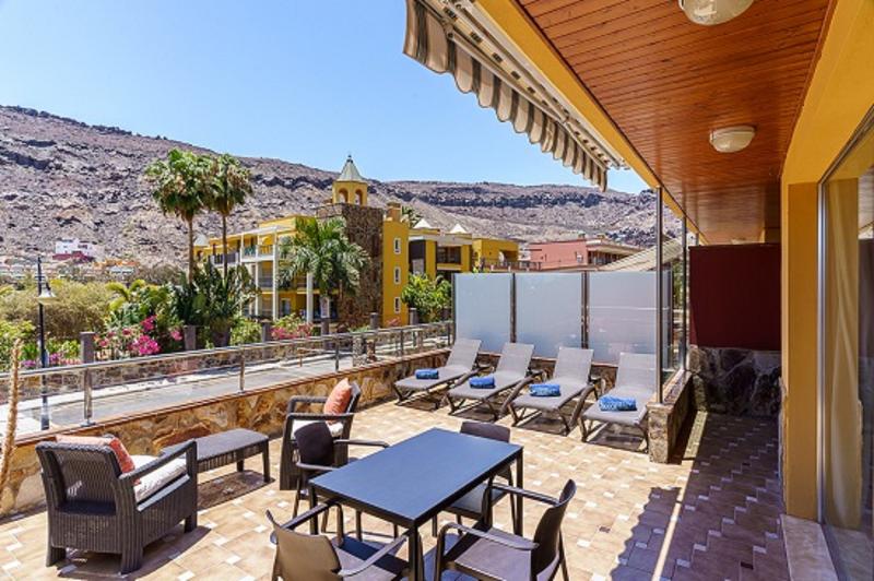 استودیوی سوپریور, Dream Chiado Apartments