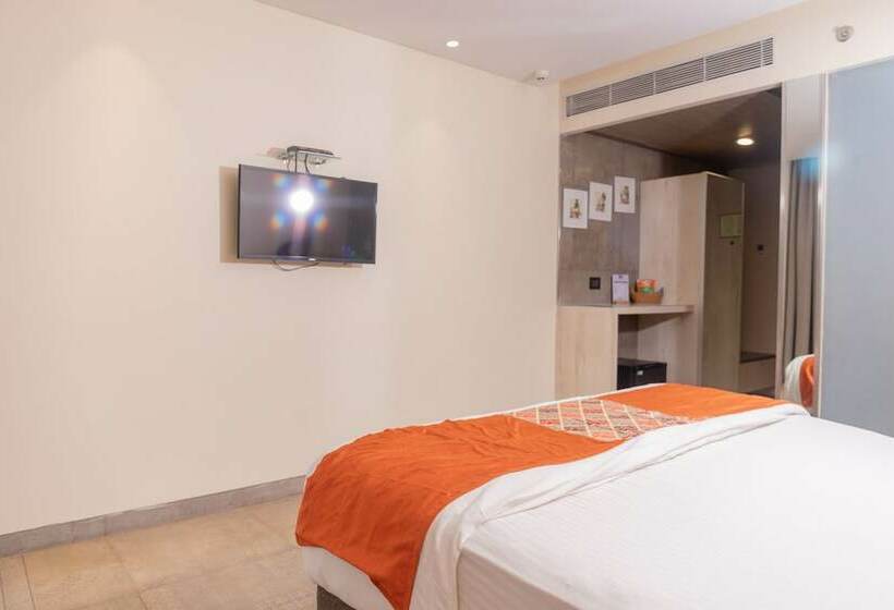 חדר פרמיום, Kyriad  Candolim  Goa