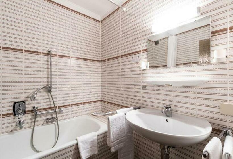 Номер Стандарт, Landhotel Zum Kühlengrund & Soultans Paradise
