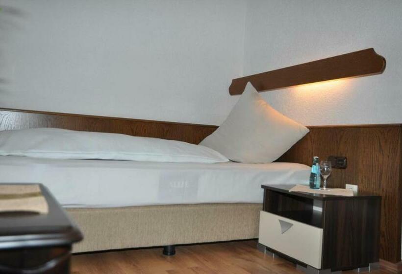 Номер Стандарт Индивидуальный, Landhotel Zum Kühlengrund & Soultans Paradise