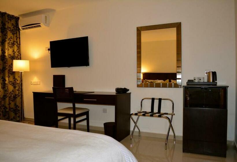 اتاق استاندارد, New Brookfields