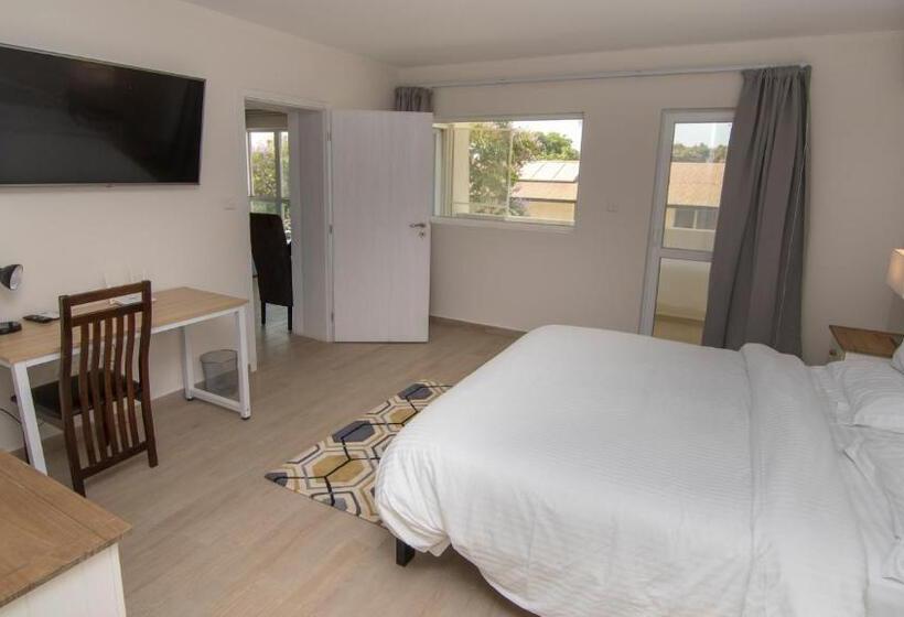 سوئیت 2 خوابه, New Brookfields