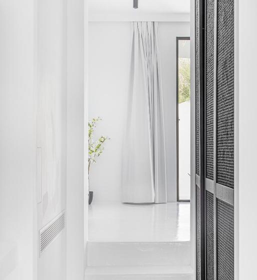 Полулюкс с Бассейном, Tagoo Black Mykonos