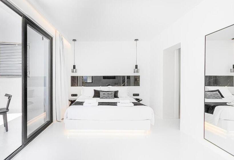 Полулюкс с Бассейном, Tagoo Black Mykonos