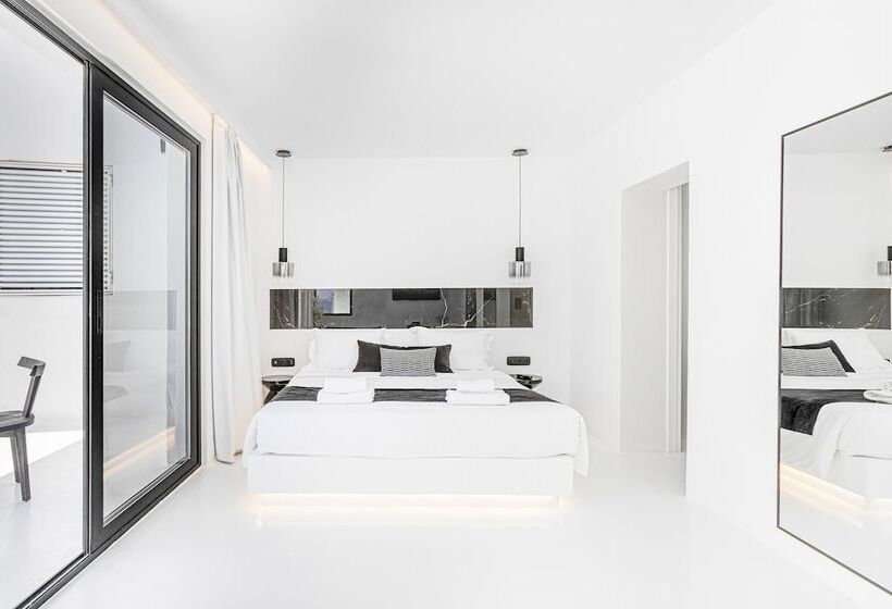 Полулюкс с Бассейном, Tagoo Black Mykonos