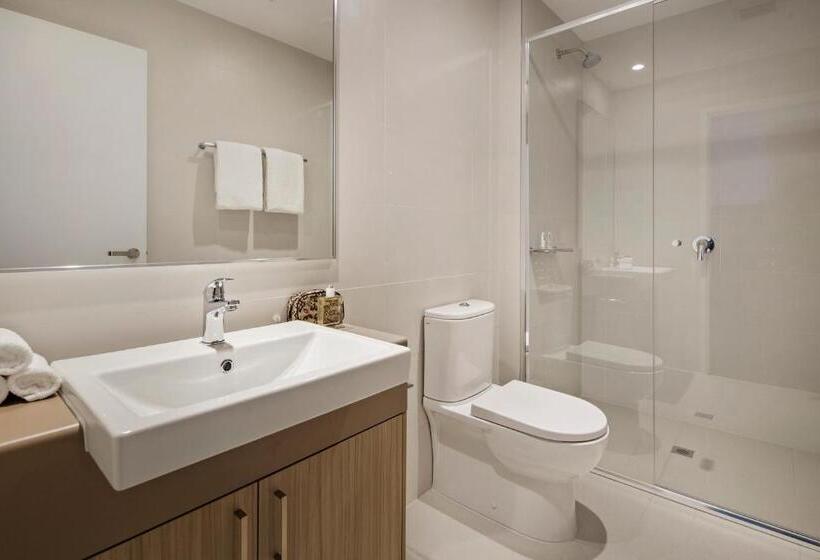 Студио Executive, Quest East Perth