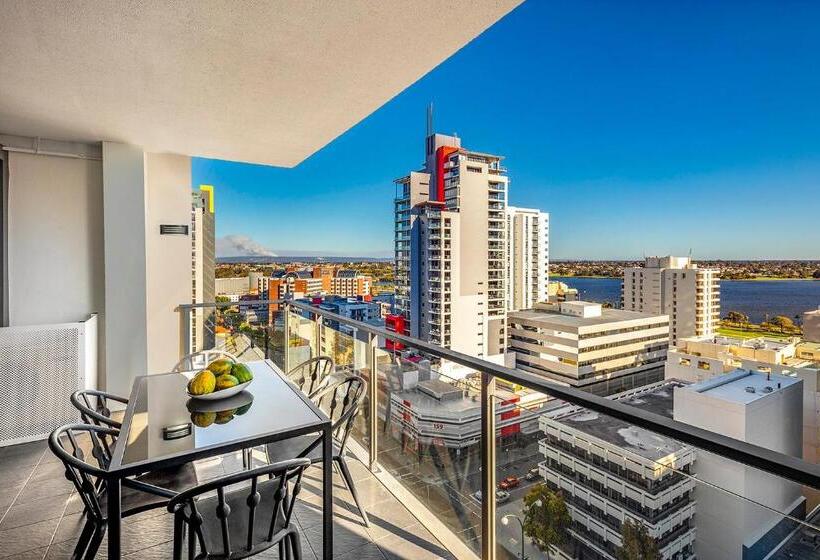 2ベッドルームのエクゼクティブアパートメント, Quest East Perth