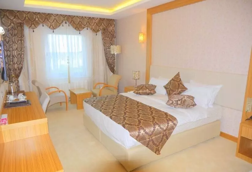 اتاق استاندارد, Tasar Royal