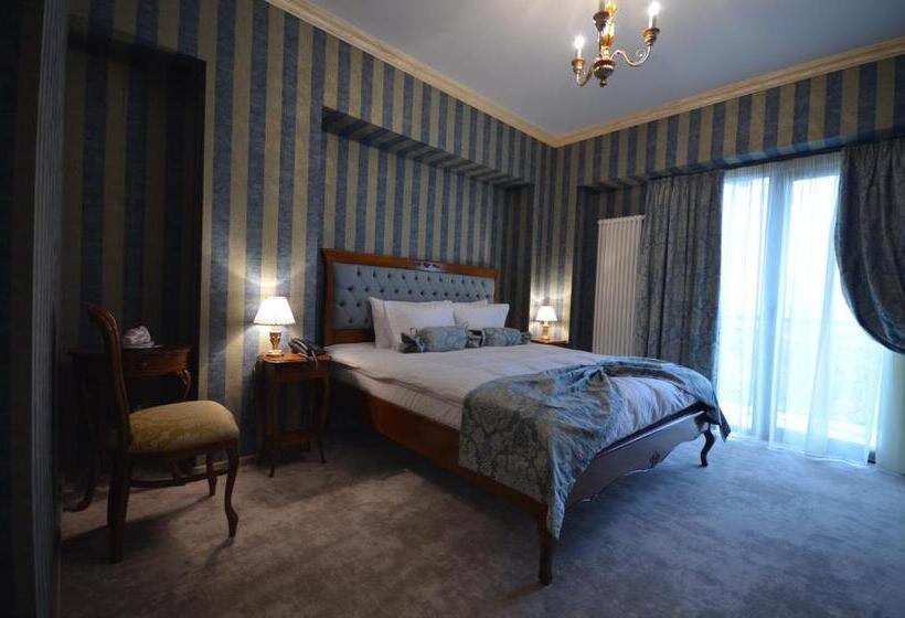 חדר סטנדרט עם מרפסת, The Arlington Boutique