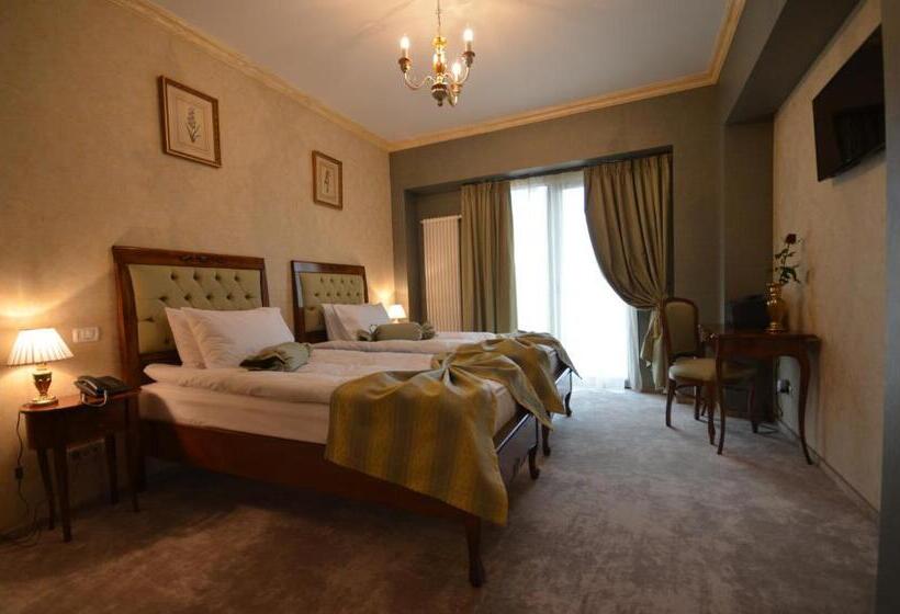 חדר סטנדרט עם מרפסת, The Arlington Boutique