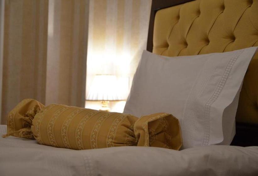 חדר סטנדרט עם מרפסת, The Arlington Boutique