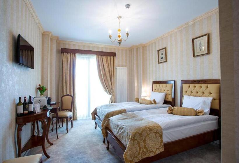 חדר סטנדרט עם מרפסת, The Arlington Boutique