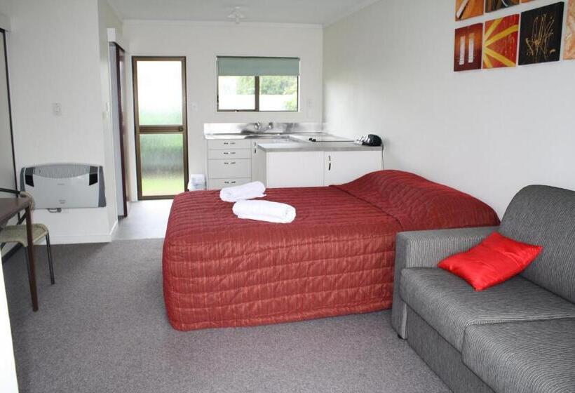 إستوديو قياسى, Oxford Court Motel