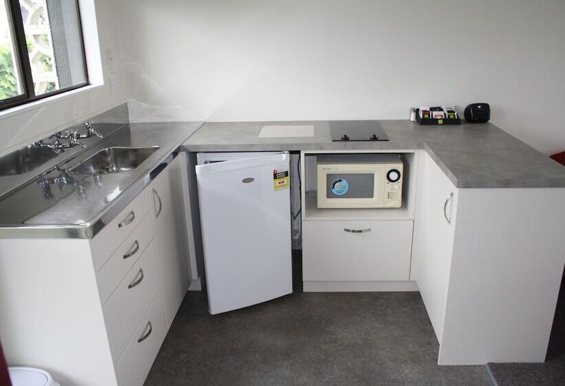 إستوديو قياسى, Oxford Court Motel