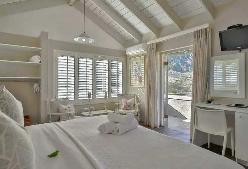 キングサイズベッドのスタンダードルーム, Hermanus Lodge On The Green Solar Power