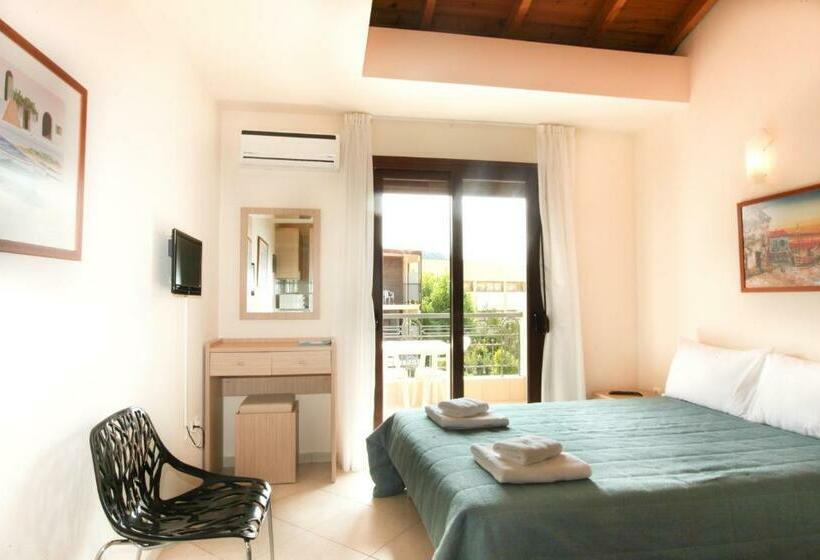 ベーシックワンルーム, Skiathos Somnia