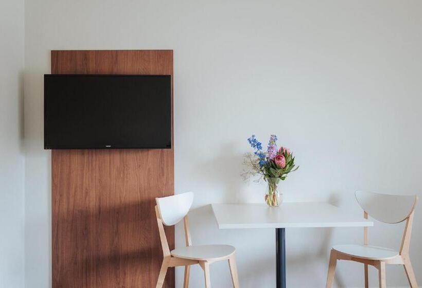 חדר דלוקס יחיד, The Horatio Motel Mudgee