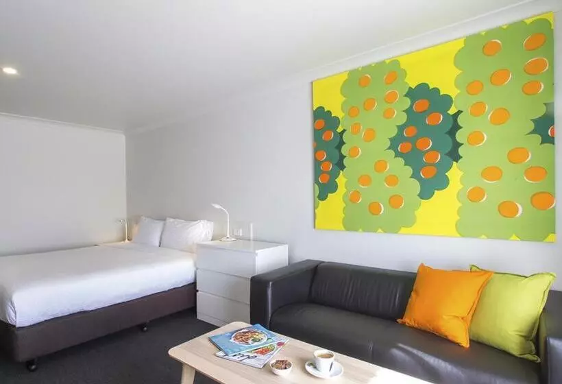 デラックススタジオ, The Horatio Motel Mudgee
