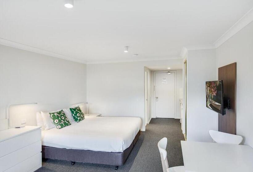 סטודיו דלוקס, The Horatio Motel Mudgee