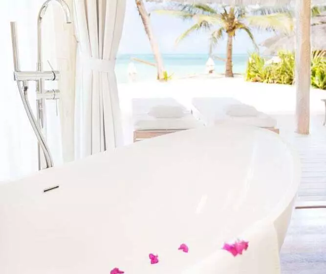 オーシャンビューのデラックス１ベッドルームビラ, Tulia Zanzibar Unique Beach Resort