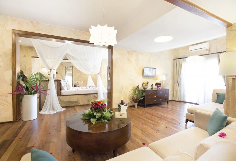 فيلا ديلوكس غرفة نوم واحدة مطلة على البحر, Tulia Zanzibar Unique Beach Resort