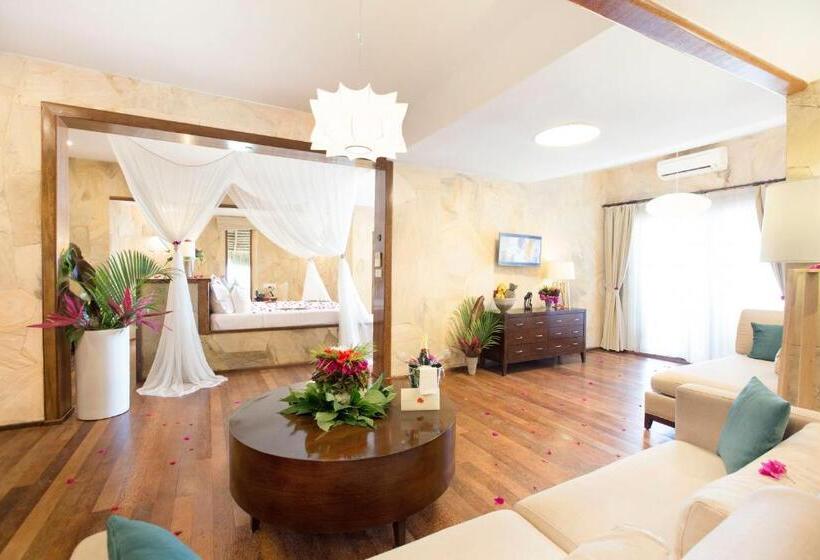 فيلا ديلوكس غرفة نوم واحدة مطلة على البحر, Tulia Zanzibar Unique Beach Resort