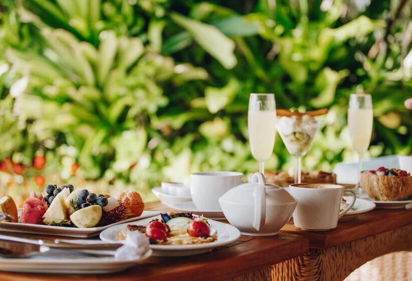 فيلا ديلوكس غرفة نوم واحدة مطلة على البحر, Tulia Zanzibar Unique Beach Resort