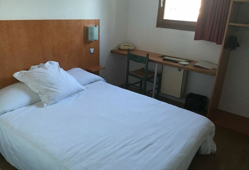 غرفة قياسية, Hôtel Restaurant Le Privilège Authentic By Balladins