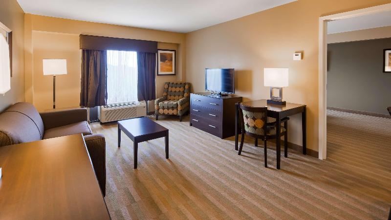 Люкс Кровать Кинг, Best Western Plus Thornburg Inn & Suites