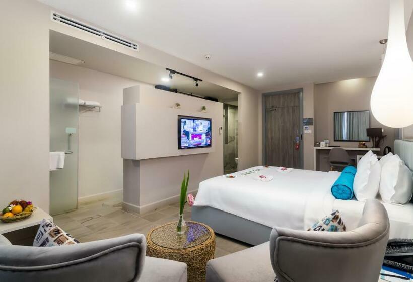 اتاق سوپریور با تخت بزرگ, Damrei Angkor