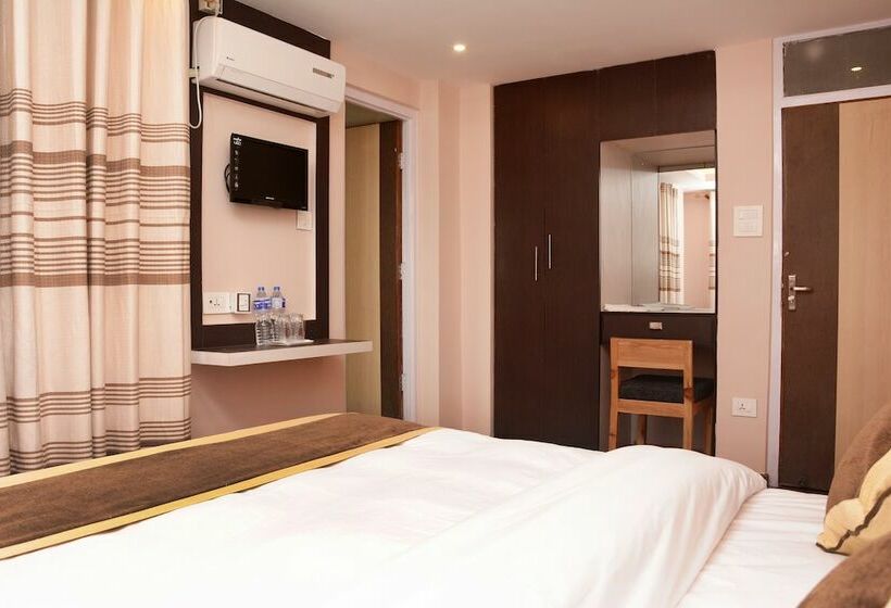 اتاق لوکس, Lemon Tree Hotel Pvt. Ltd