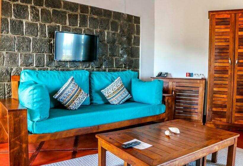 اتاق اساندارد با چشمانداز جانبی به دریا, Mantasaly