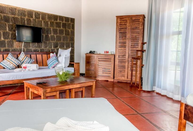 اتاق اساندارد با چشمانداز جانبی به دریا, Mantasaly