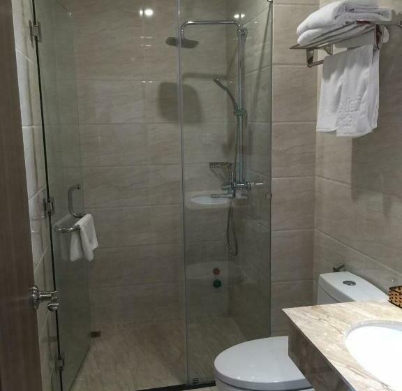 اتاق لوکس, Maple Leaf Hotel & Apartment