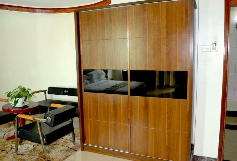 سوییت اجرایی, Mt. Zion