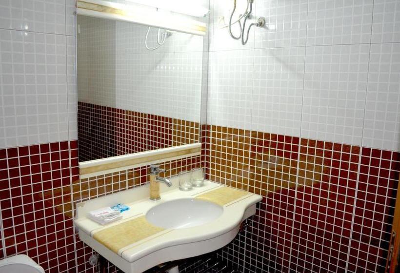 اتاق لوکس, Mt. Zion