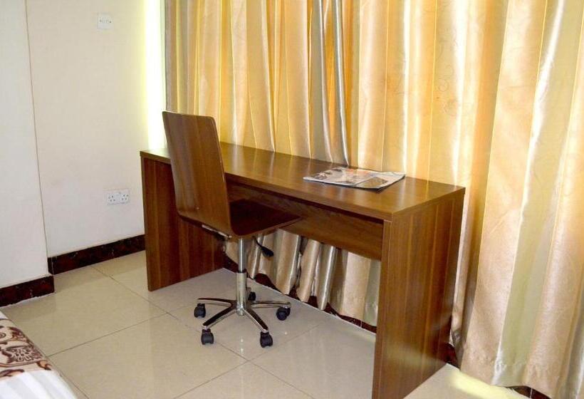 اتاق استاندارد سه نفره, Mt. Zion