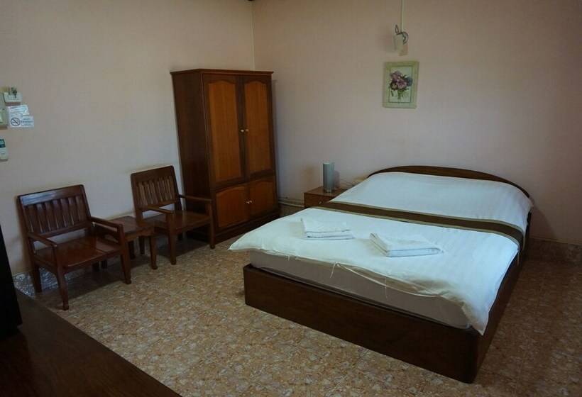 חדר סטנדרט, Phaythavone