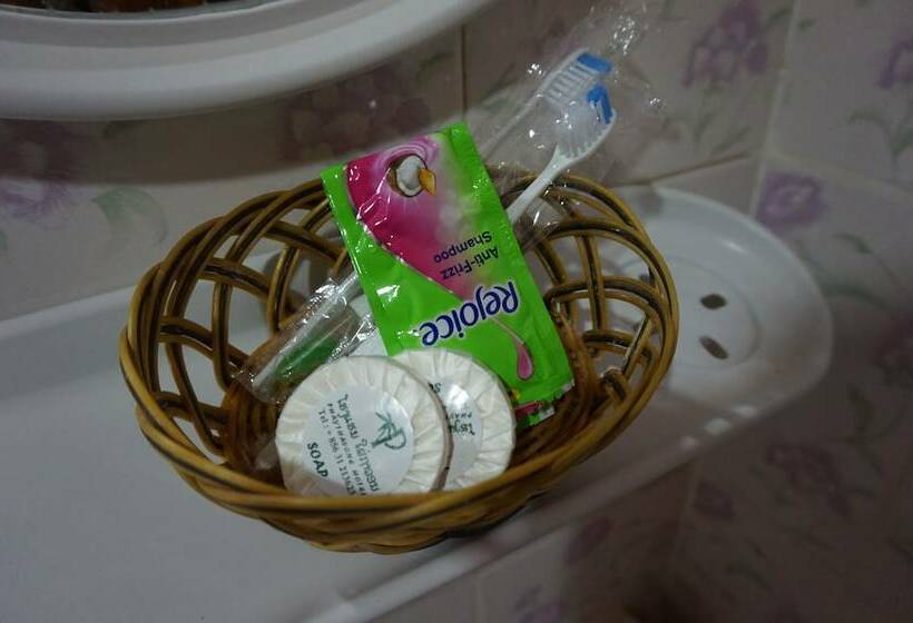 חדר סטנדרט, Phaythavone