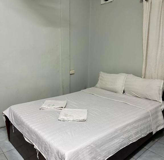 חדר סטנדרט, Phaythavone