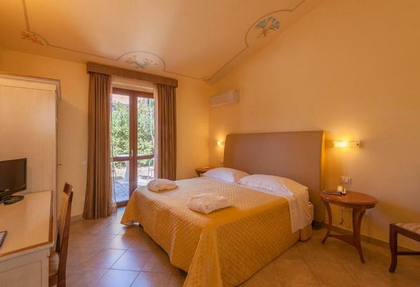 חדר סטנדרט, Saturno Fonte Pura