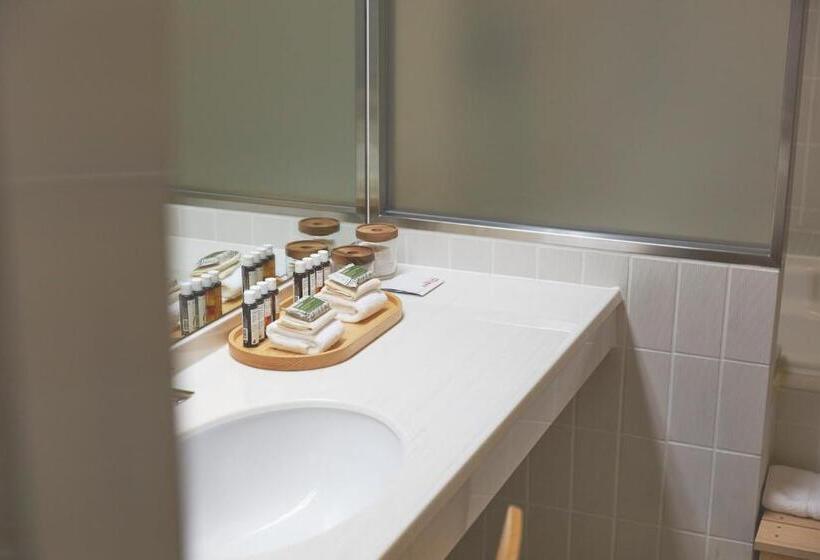 2 Bedrooms Suite Sea View, Setouchi Retreat By Onko Chishin