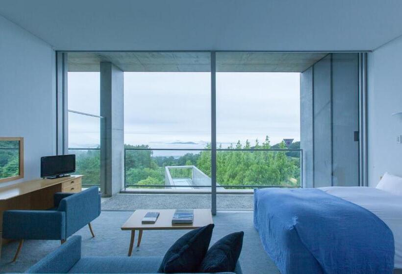2 Bedrooms Suite Sea View, Setouchi Retreat By Onko Chishin