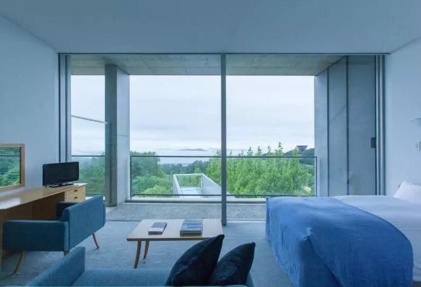 2 Bedrooms Suite Sea View, Setouchi Retreat By Onko Chishin