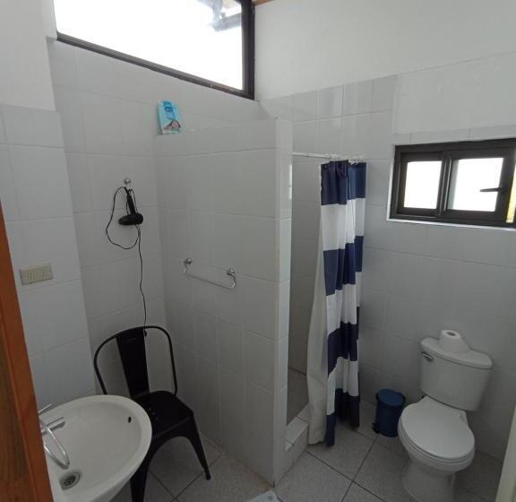 バス共有のスタンダードルーム, Casa Pequen