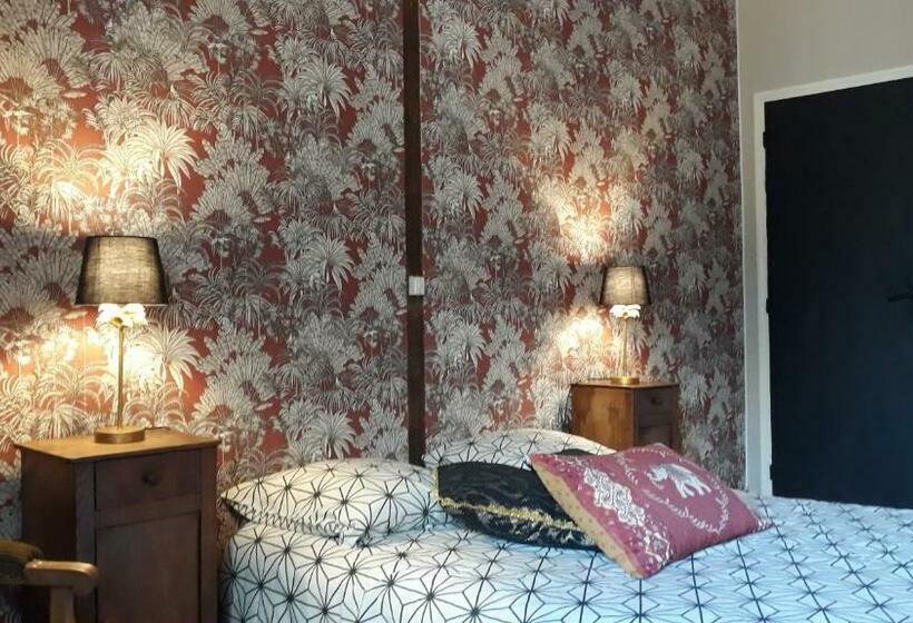 스탠다드 룸 공동 욕실, Les Loges Du Chaudron