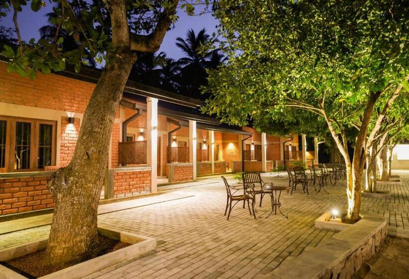 Номер Стандарт Вид на Бассейн, Malala Retreat