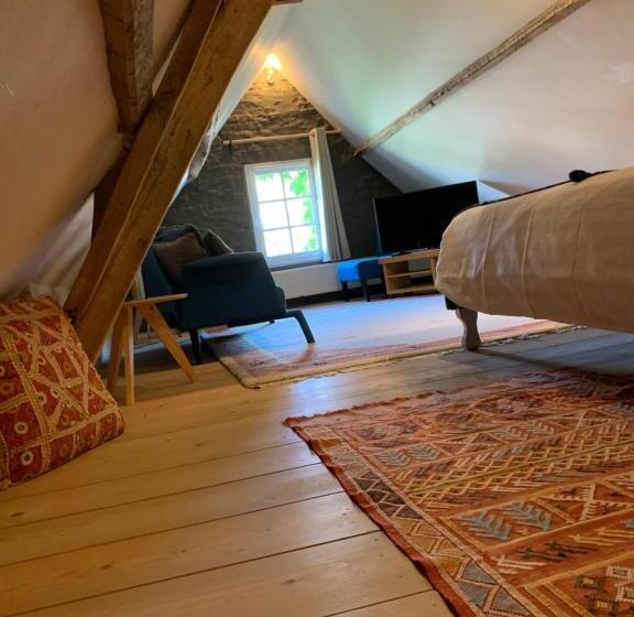 חדר סופריור עם מיטת קינג, Hamiora Wellness B&b