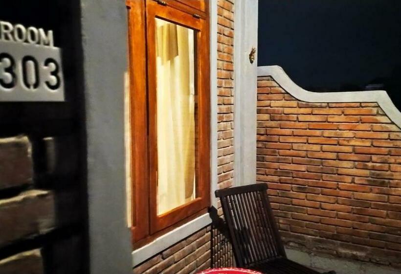 חדר סטנדרט נוף להרים, Nobody Inn Bali At Arya Guest House