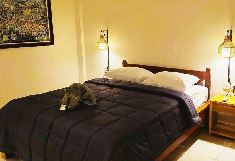 חדר סטנדרט נוף לגינה, Nobody Inn Bali At Arya Guest House